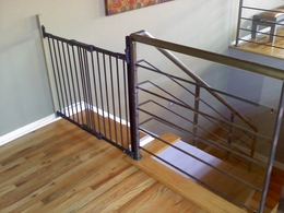 Services We want our childproofing to look good too.  Some customers want painted mounts.  Safe Baby Boundaries is happy to do this.